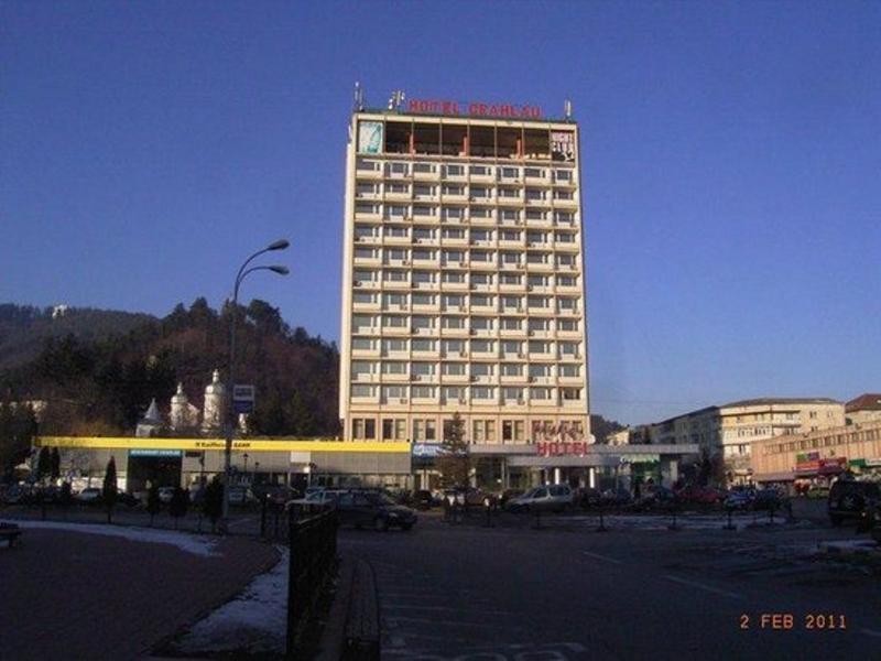 Grand Hotel Ceahlau Piatra Neamţ Buitenkant foto